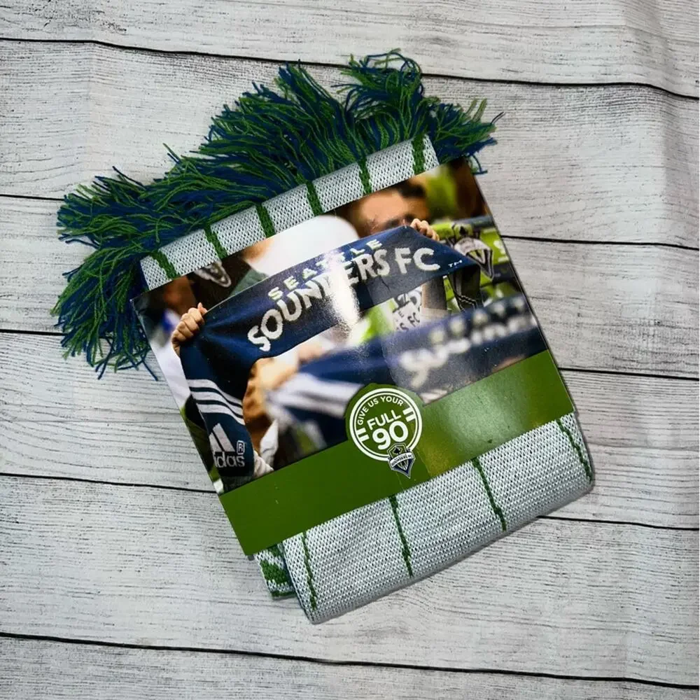 Adidas MLS NWT 2011 Seattle Sounders FC Season Ticket Member Scarf  58